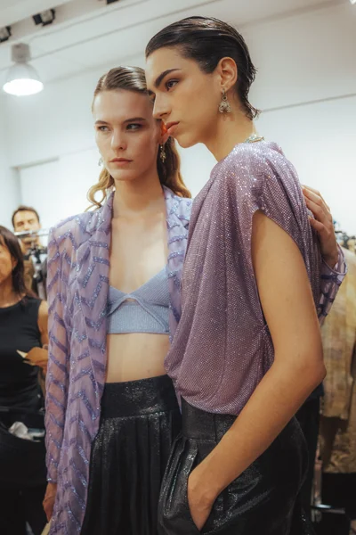 Look 23